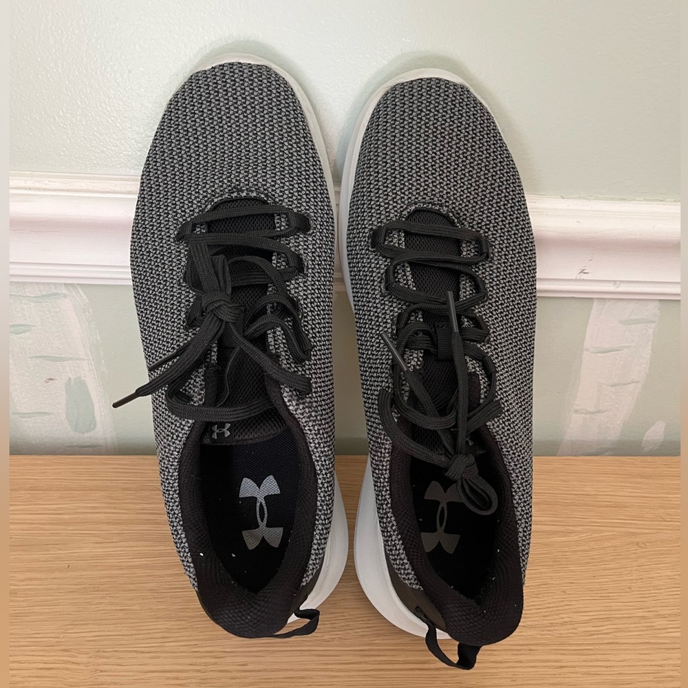 Under Armour Ripple 3021186-004 -Black Running Shoes Sneakers - Men’s 10.5